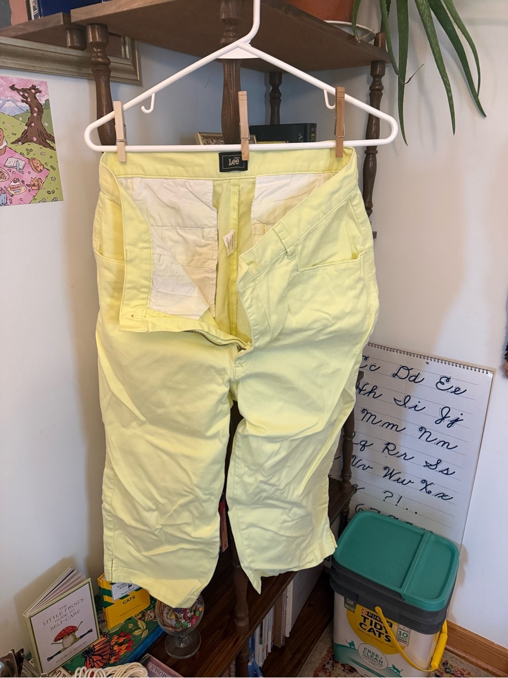 Lee Women's Yellow Capris
